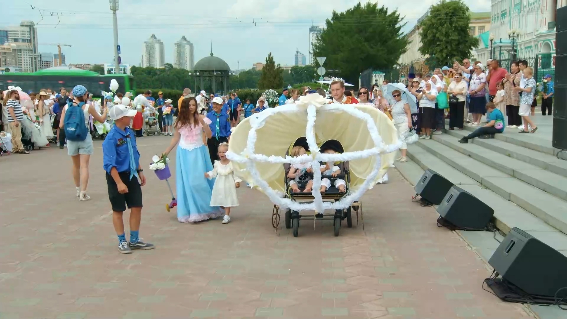 Дерен белый