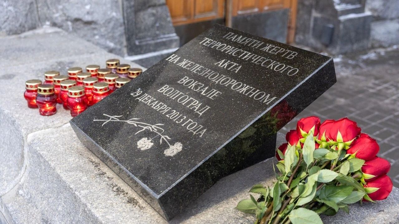 Бирючина золотистая