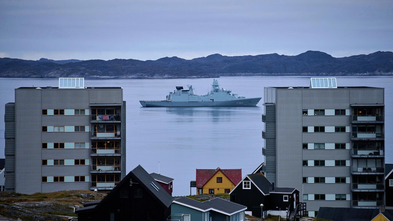 Крушина американская