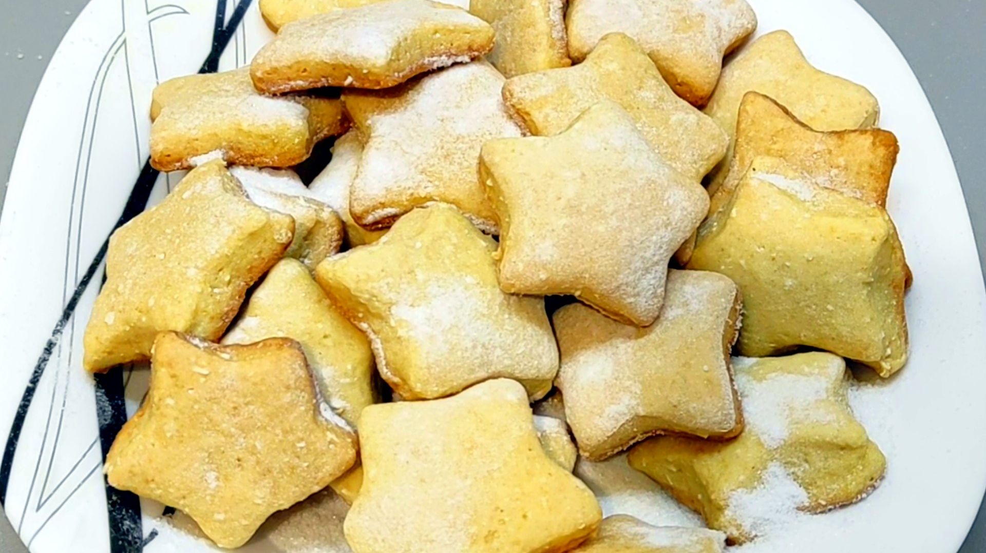 Снежноягодник Мягкий